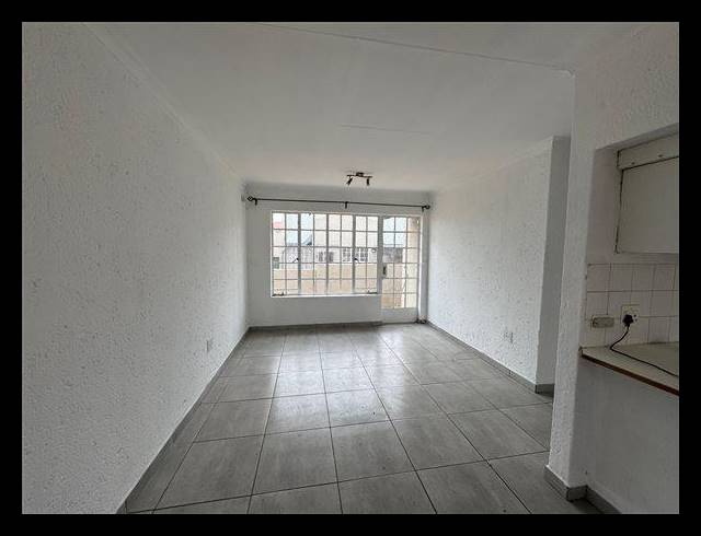 2 BEDROOM CLUSTER FOR SALE IN ESTHER PARK